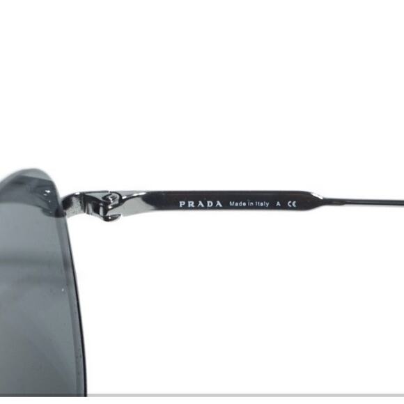 Prada Authentic Aviator Sunglasses –NEW with Box & Case – Excellent Condition main image 5